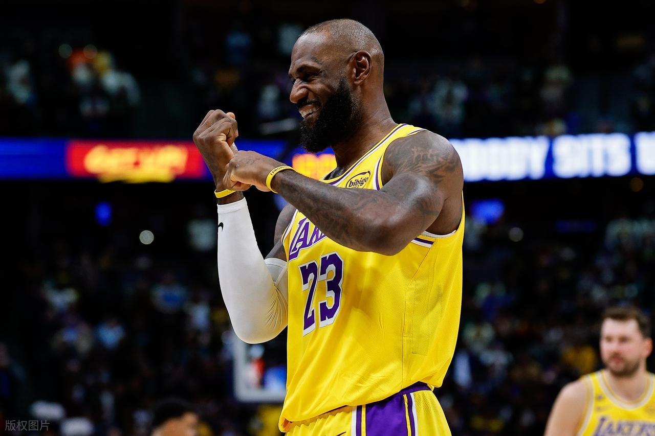 不用退役！詹姆斯造大逆转！东契奇38+13+10打爆掘金，斯玛特救主