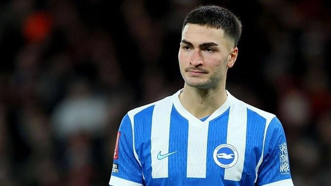 开云首页APP-天空：巴黎FC有意布莱顿中卫科波拉，但达成协议的可能性不大