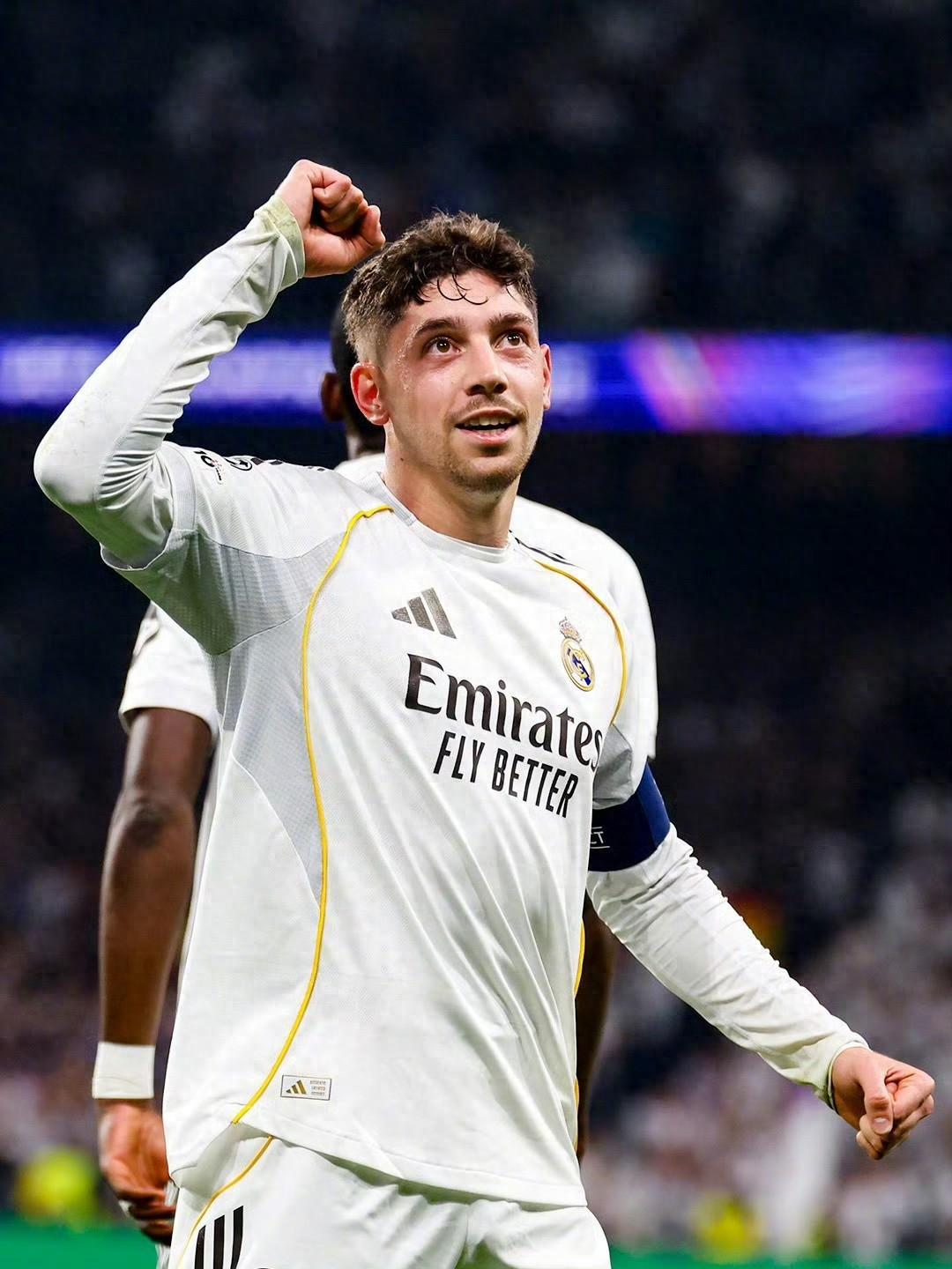 开云平台中国-欧冠上演巅峰1战！一场3-0大胜，皇马击败曼城，巴尔韦德帽子戏法