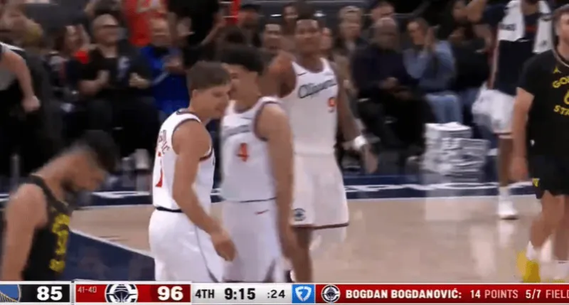 开云首页APP-波格丹命中本场第四记三分，快船再次领先勇士到两位数分差